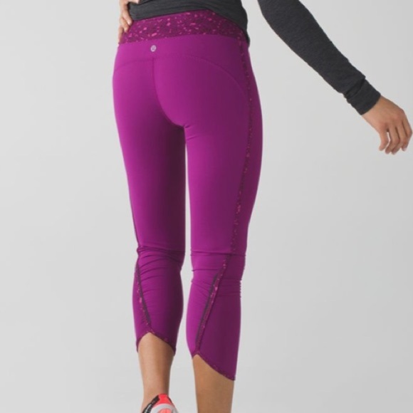 Lululemon Regal Plum Real Quick Tight Leggings Size 4 - Picture 8 of 8